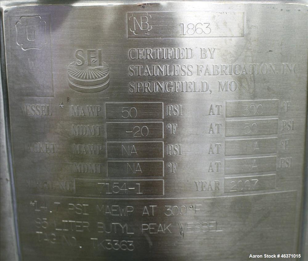 Used Stainless Fabrication Pressure Tank, 22.5 Gallon (85 Liter), 316L Stainless Steel, Vertical. 18" Diameter x 17" straight side. Dished clamp down top, dished bottom head. Internal rated 50 psi at...