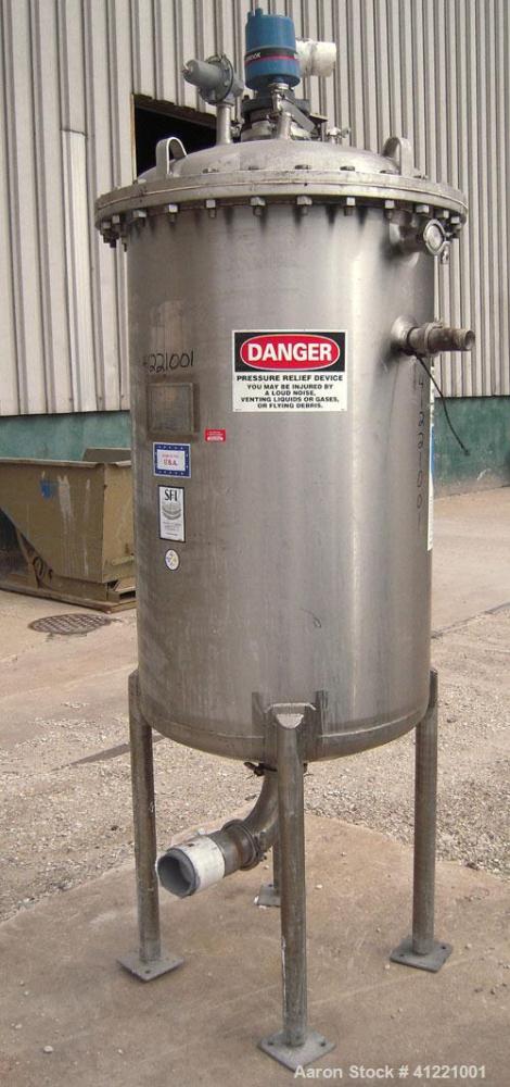 Used Stainless Fabrication Tank, 150 gallon, 316L stainless steel, vertical. 30" diameter x 48" straight side. Bolt on dish top, dish bottom. Internal rated 7 psig at 200 deg F. Openings: top 1/2", (...