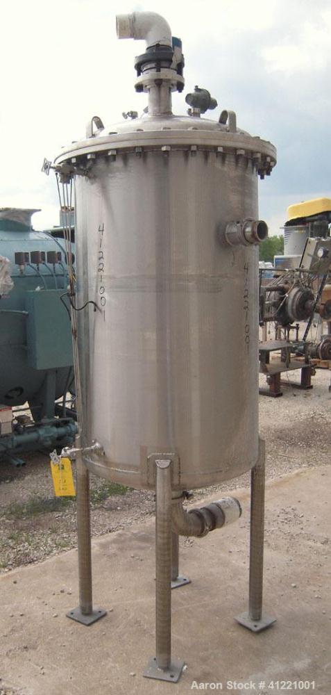 Used Stainless Fabrication Tank, 150 gallon, 316L stainless steel, vertical. 30" diameter x 48" straight side. Bolt on dish top, dish bottom. Internal rated 7 psig at 200 deg F. Openings: top 1/2", (...
