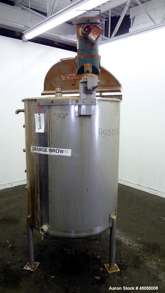Used- Stainless Fabrication Tank, 250 Gallon, 304 Stainless Steel, Vertical. Approximate 38" Diameter x 46" straight side, o...