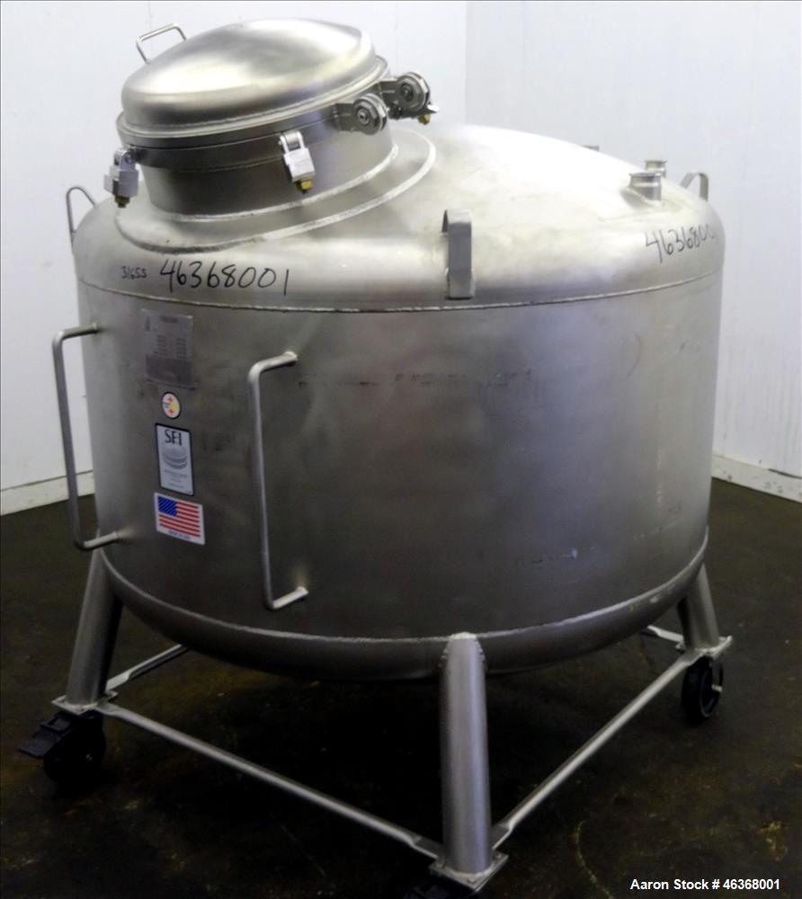Used Stainless Fabrication Pressure Tank, 275 Gallons, 316L Stainless Steel, Vertical. 54" Diameter x 23-1/2" straight side, dished top and bottom. Internal rated 50 psi at -20 to 350 degrees F. Open...