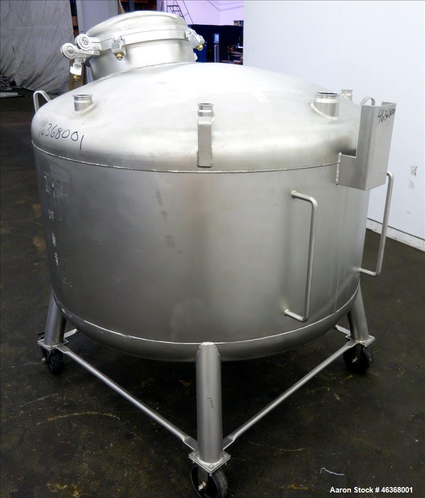 Used Stainless Fabrication Pressure Tank, 275 Gallons, 316L Stainless Steel, Vertical. 54" Diameter x 23-1/2" straight side, dished top and bottom. Internal rated 50 psi at -20 to 350 degrees F. Open...