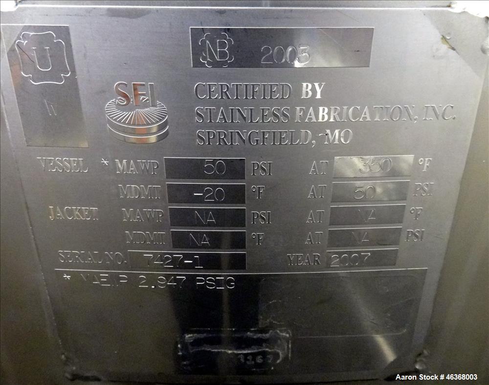 Used Stainless Fabrication Pressure Tank, 275 Gallon, 316L Stainless Steel, Vertical. 54" Diameter x 23-1/2" straight side, dished top and bottom. Internal rated 50 psi at -20 to 350 degrees F. Openi...