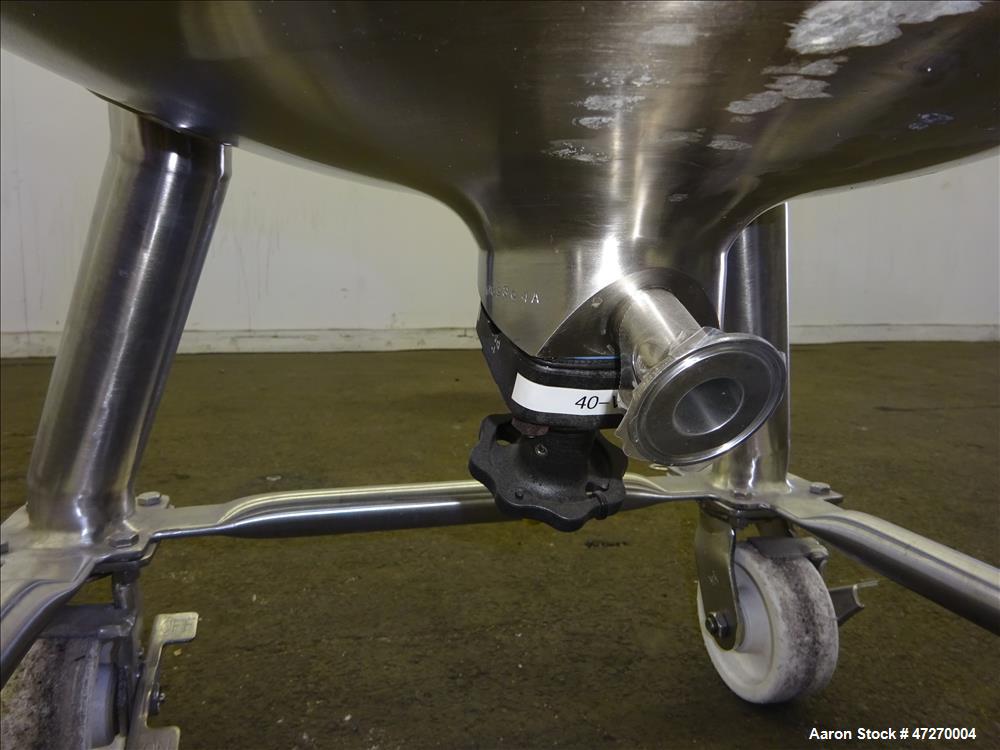 Used Stainless Steel Technology Pressure Tank, Approximate 32 Gallon (120 Liter