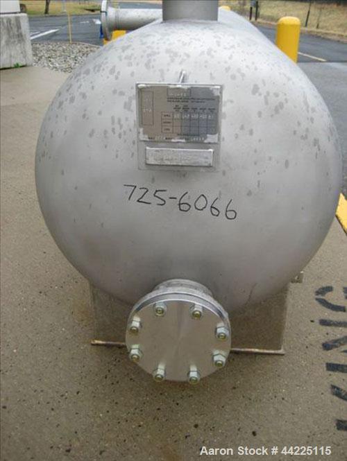 Used- Steel Pro Pressure Tank, 300 Gallon, 316L Stainless Steel, Horizontal.  Internal rated 50 psi at 450 degrees F.  Built...