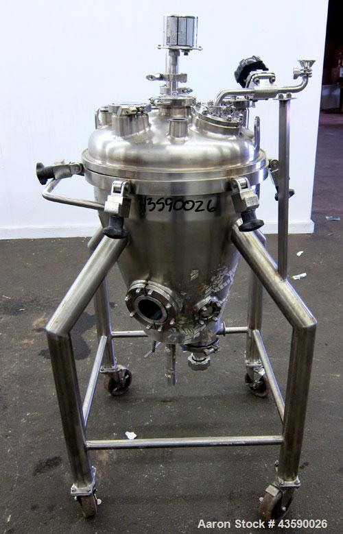 Used 50 Liter Stainless Steel T&C Stainless Coned Pressure Tank