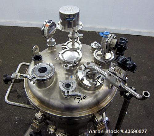 Used 50 Liter Stainless Steel T&C Stainless Coned Pressure Tank