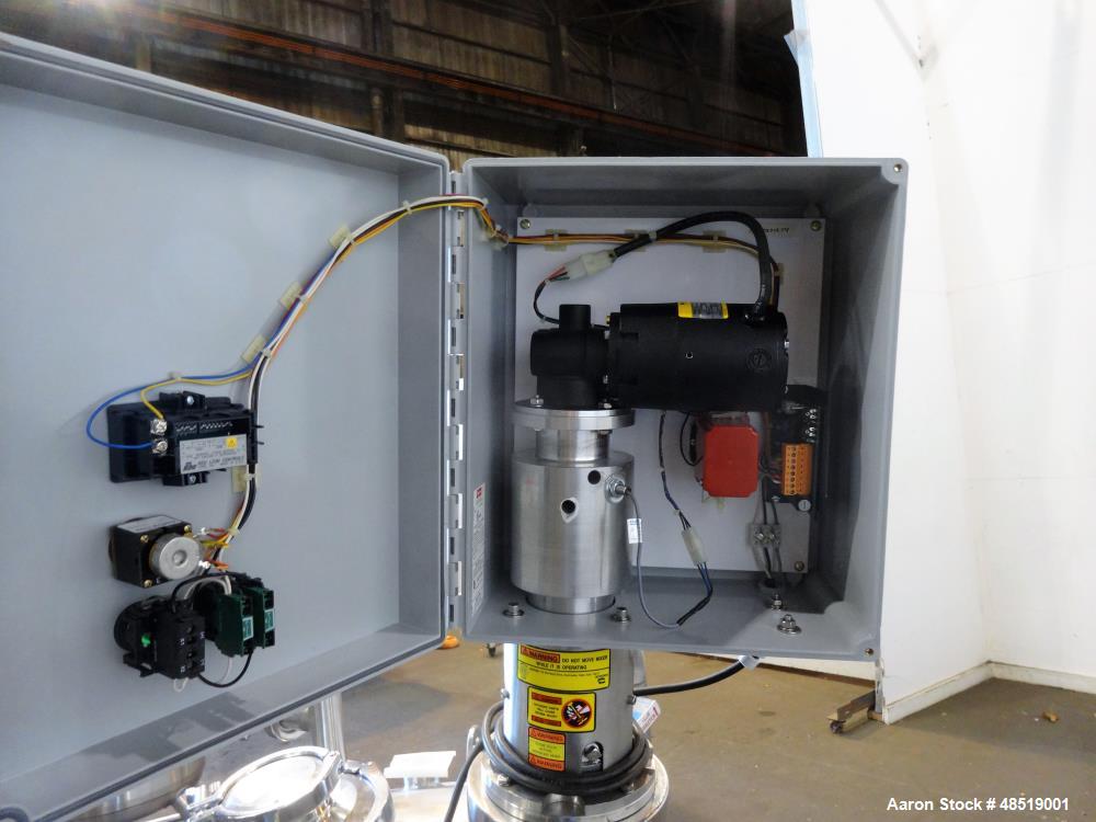 Used: T & C Pressure Vessel/Tank, 39 Gallon (150 liter), 316 Stainless steel, Ve