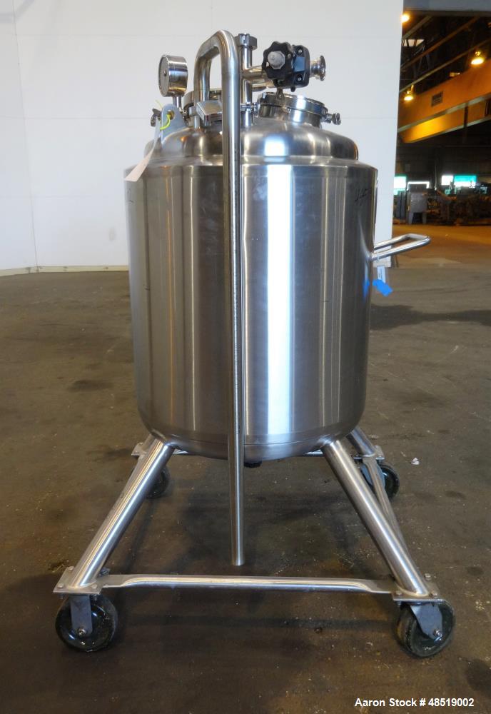 Used T & C Pressure Tank, 39 Gallon (150 liter), 316 Stainless Steel, Vertical.