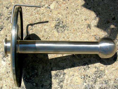 USED: T&C stainless pressure tank, 1000 liter (264 gallon), 316L stainless steel, vertical. 40" diameter x 48" straight side. Dished top and bottom. Internal rated 50 psi/FV at 301 deg F. 304 stainle...