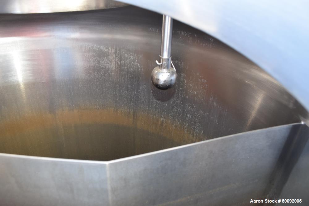 Used Stainless Steel Tank, Approximate 400 Gallon, Vertical.