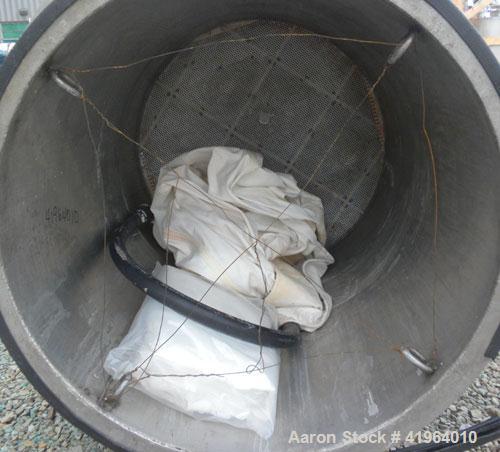 Used Toronto Coppersmithing Percolator Tank, 300 gallon, 304 stainless steel, vertical. Approximately 34" diameter x 77" straight side, dish clamp on top, dish bottom. 36’’ diameter x 48’’ deep remov...