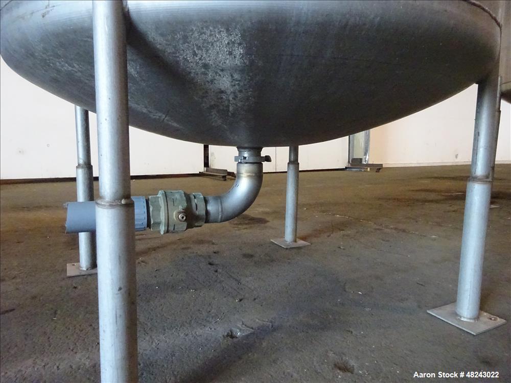 Used Tri-Canada Mix Tank, 300 Gallon, Model Paint Tank, 304 Stainless Steel, Ve