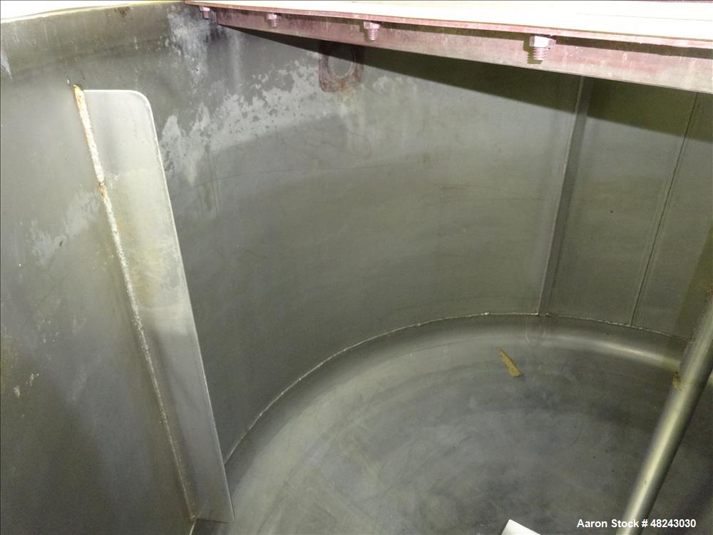 Used Tri-Canada Mix Tank, 300 Gallon, Model Paint Tank, 304 Stainless Steel, Ve
