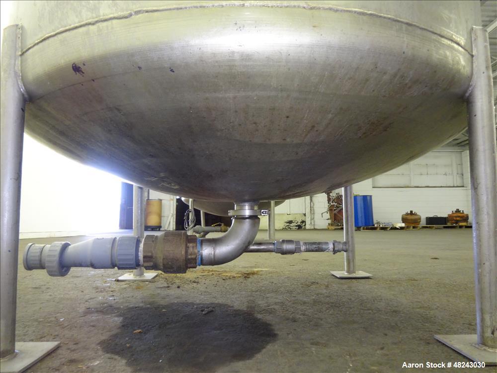 Used Tri-Canada Mix Tank, 300 Gallon, Model Paint Tank, 304 Stainless Steel, Ve