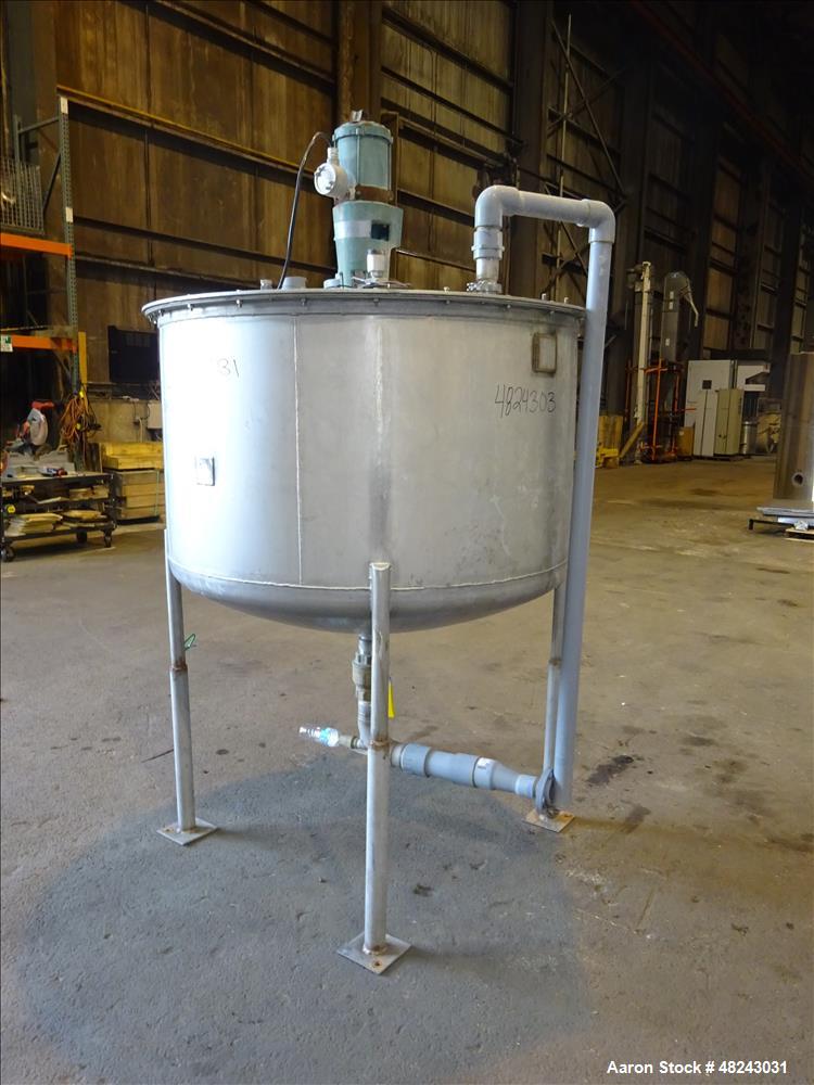 Used Tri-Canada Mix Tank, 300 Gallon, Model Paint Tank, 304 Stainless Steel, Ve