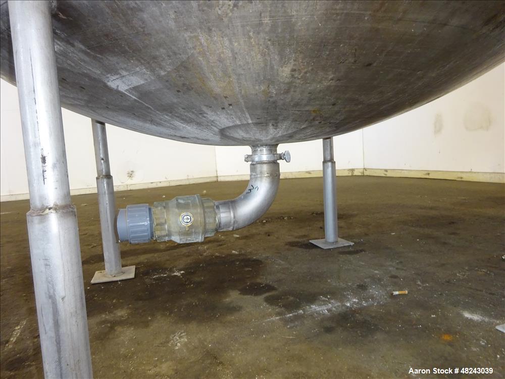 Used Tri-Canada Mix Tank, 300 Gallon, Model Paint Tank, 304 Stainless Steel, Ve