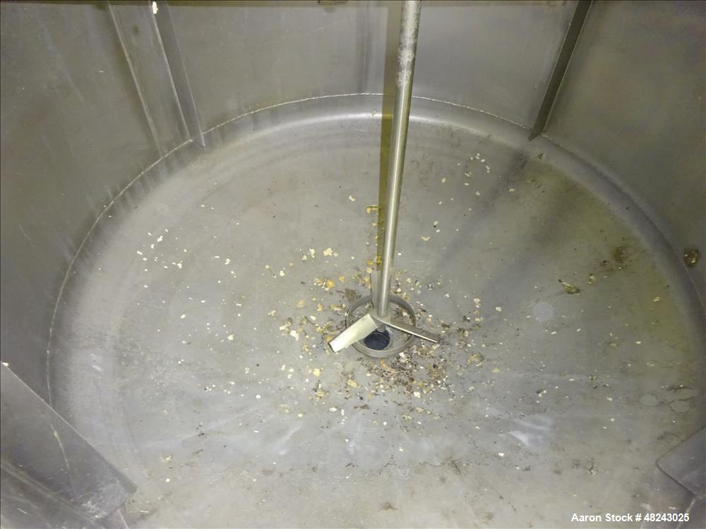 Used Tri-Canada Mix Tank, 300 Gallon, Model Paint Tank, 304 Stainless Steel, Ve