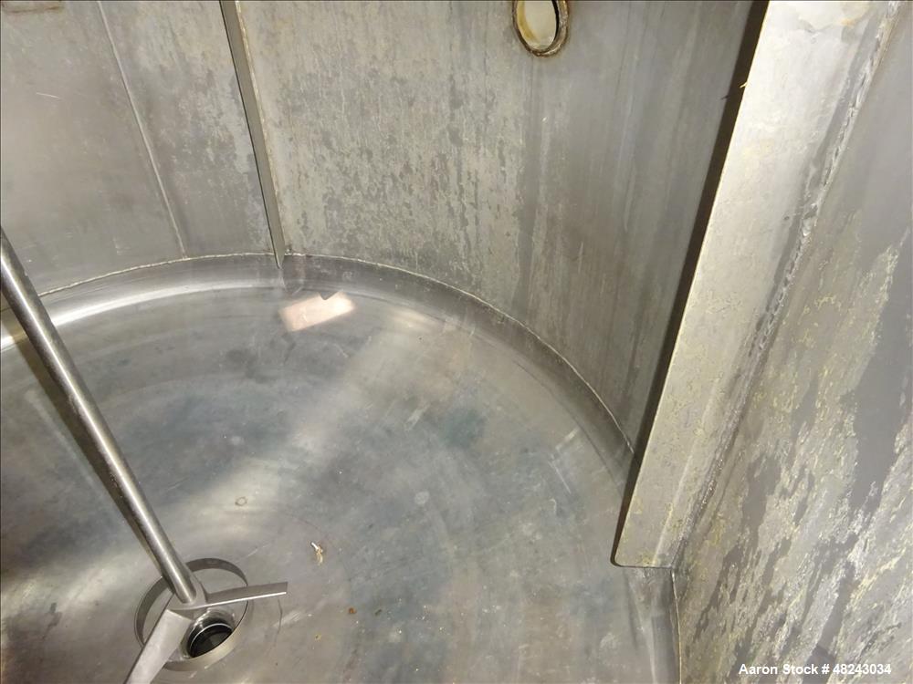 Used Tri-Canada Mix Tank, 300 Gallon, Model Paint Tank, 304 Stainless Steel, Ve