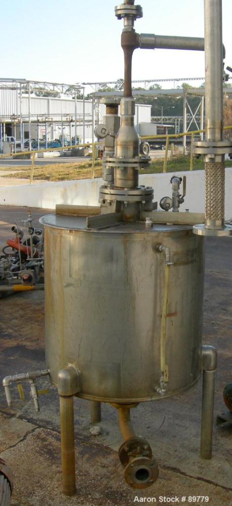 USED: Approximate 100 gallon, 304 stainless steel, tank. 29" diameter x 29" straight side. Cone bottom, flat top. Built by United Utensils, model FVT. Welded top cover, 6" top opening, 2" center bott...