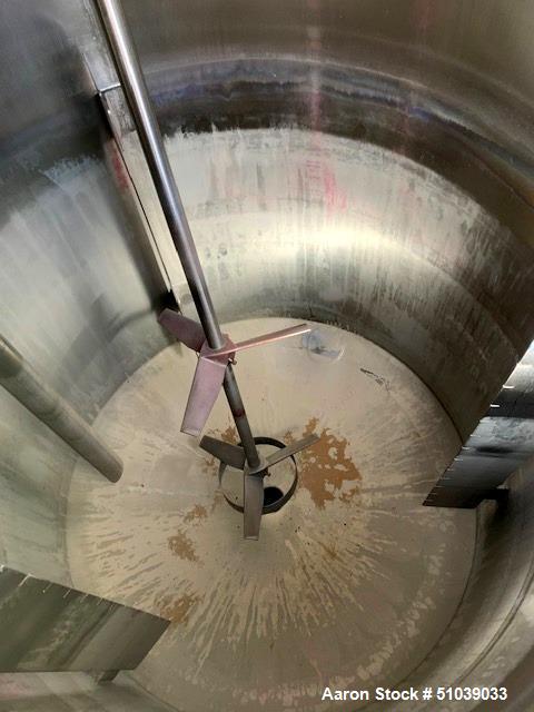 Used REC Industries 150 Gallon Mix Tank – 304 Stainless Steel Vertical Mixer