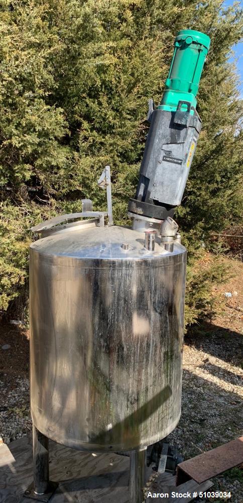 Used - REC Industries Mix Tank, Approximately 150 gallon