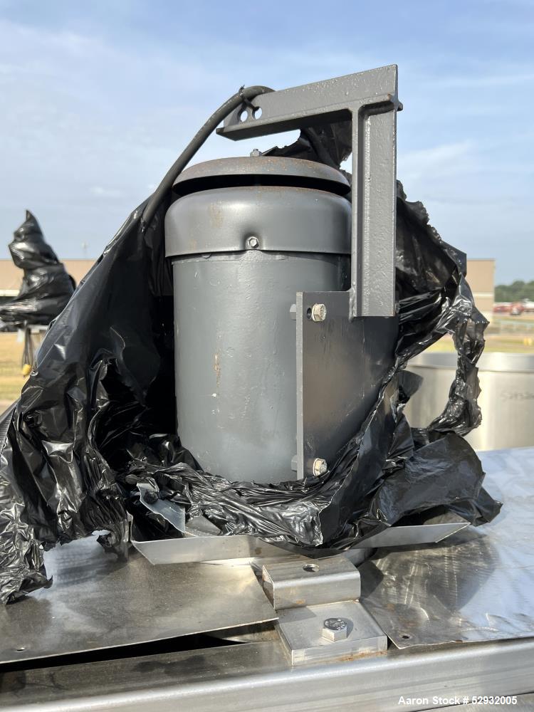 Used Stainless Steel Approximate 350 Gallon Mix Tank, Vertical. Approximate 46" diameter x 46" straight side. Flat top with covers, dished bottom. Dimple 2/3 sidewall jacket. Top entering high shear ...