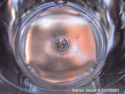 Used Walker Stainless Pressure Tank, 52.8 gallon (200 liter), 316L stainless steel, vertical. 30'' diameter x 18'' straight side, dished top and bottom. Polished Internal rated full vacuum and 35 psi...