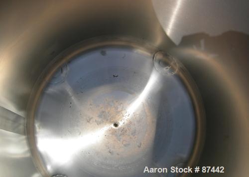 Used 400 Liter Stainless Steel Walker Stainless Pressure Tank