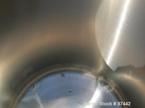 Used 400 Liter Stainless Steel Walker Stainless Pressure Tank