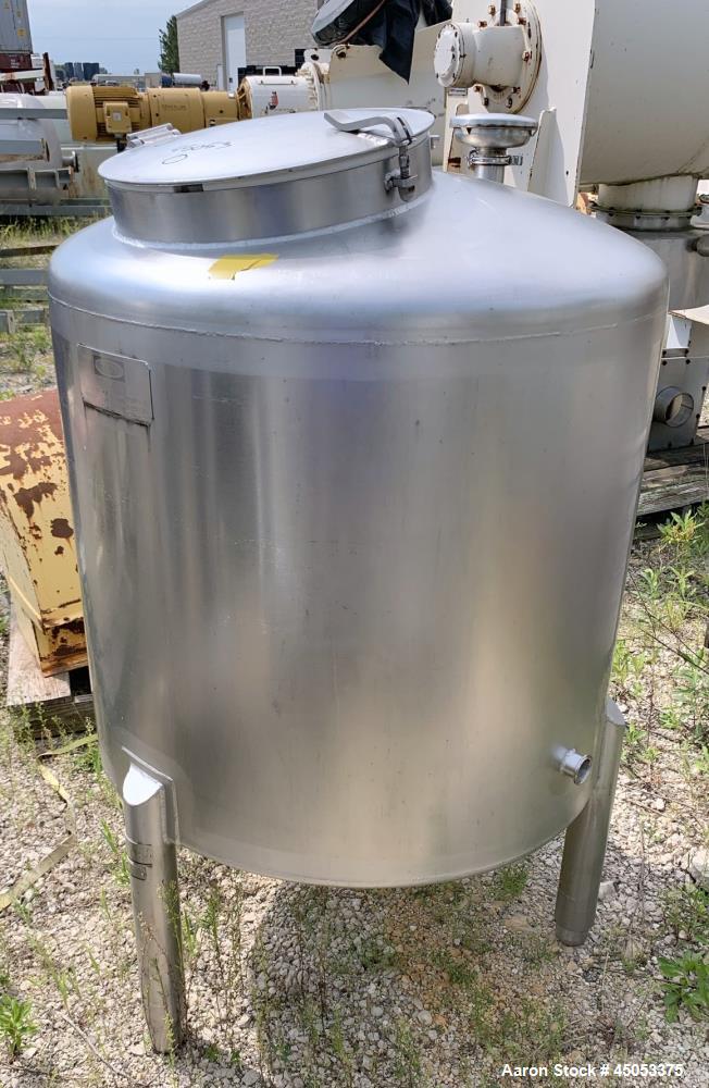 Used Walker 135 Gallon Stainless Steel Tank, Model SB-V-52, 304 Stainless Steel, Vertical. Approximate 36" diameter x 30" straight side. Dished top, sloped bottom. Openings: 16" manway with cover, 4"...