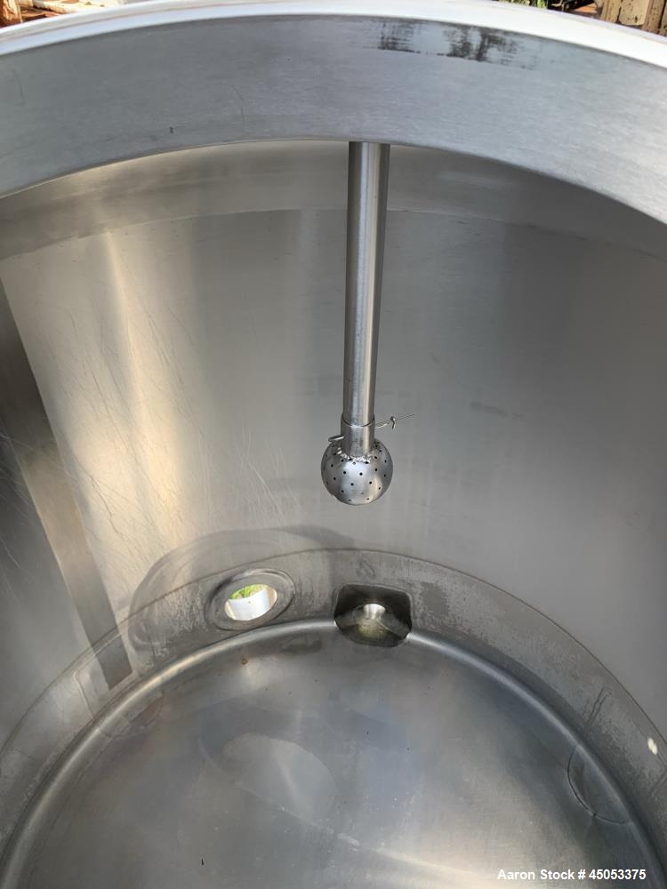 Used Walker 135 Gallon Stainless Steel Tank, Model SB-V-52, 304 Stainless Steel, Vertical. Approximate 36" diameter x 30" straight side. Dished top, sloped bottom. Openings: 16" manway with cover, 4"...