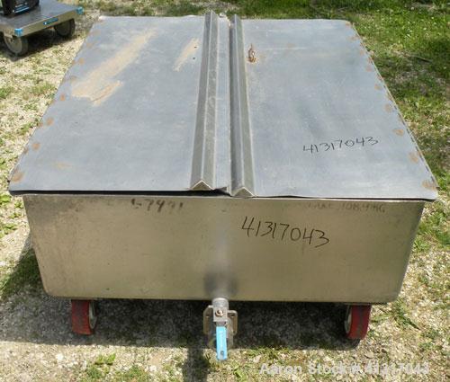 Used 120 Gallon Stainless Steel Walker Stainless Tank, Model SP-7144, 319