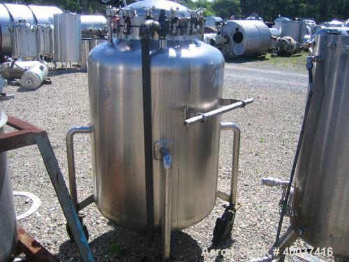 Used- Walker Stainless Pressure Tank, 150 gallon, 316 L stainless steel, vertical. 34'' diameter x 39'' straight side, dishe...