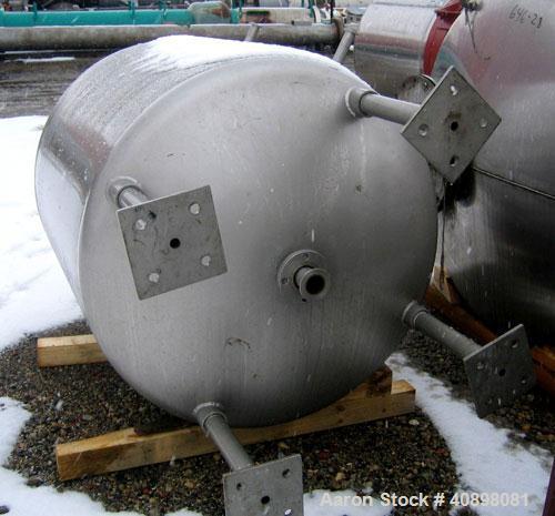 Used Walker Stainless Pressure Tank, 300 Gallon, 316L Stainless Steel, Vertical. 45" diameter x 43" straight side, dish top and bottom. Internal rated 54 psi at 300 deg.F. 2" center bottom outlet on ...