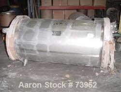 Used Walker Stainless Pressure Tank, 290 Gallon, 316L Stainless Steel, Vertical. 36" diameter x 60" straight side, dished top and bottom. Internal rated 15 psi at 280 deg F. 4 side wall baffles. Open...