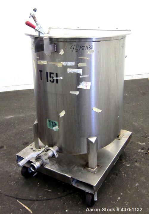 Used Water Cooling Corporation Tank, 100 Gallons, 304 Stainless Steel, Vertical. Approximately 31" diameter x 34" straight side.  Flat top with a bolt-on hinged cover, 6" sloped bottom.  2" Tri-clamp...