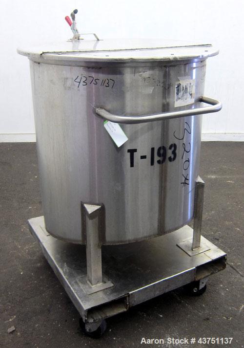 Used Water Cooling Corporation Tank, 100 Gallons, 304 Stainless Steel, Vertical. Approximately 31" diameter x 34" straight side.  Flat top with a bolt-on hinged cover, 6" sloped bottom.  2" Tri-clamp...