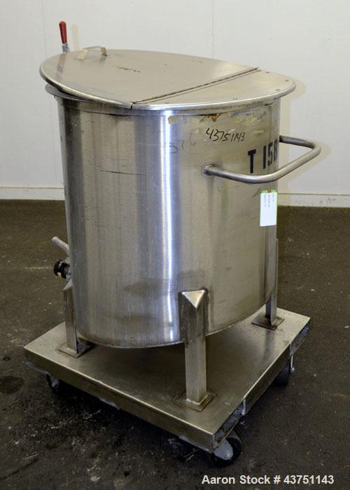 Used Water Cooling Corporation Tank, 100 Gallon, 304 Stainless Steel, Vertical. Approximately 31" diameter x 34" straight side.  Flat top with a bolt-on hinged cover, 6" sloped bottom.  2" Tri-clamp ...