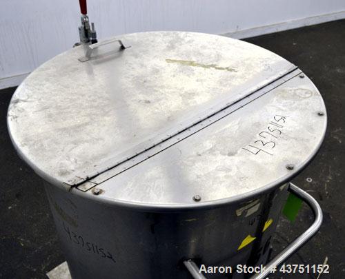 Used Water Cooling Corporation Tank, 100 Gallon, 304 Stainless Steel, Vertical. Approximately 31" diameter x 34" straight side.  Flat top with a bolt-on hinged cover, 6" sloped bottom.  2" Tri-clamp ...