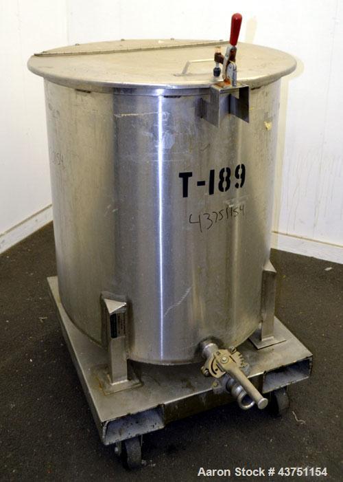 Used Water Cooling Corporation Tank, 100 Gallon, 304 Stainless Steel, Vertical. Approximately 31" diameter x 34" straight side.  Flat top with a bolt-on hinged cover, 6" sloped bottom.  2" Tri-clamp ...