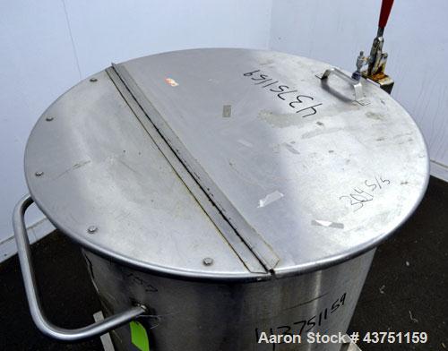 Used Water Cooling Corporation Tank, 100 Gallon, 304 Stainless Steel, Vertical. Approximately 31" diameter x 34" straight side.  Flat top with a bolt-on hinged cover, 6" sloped bottom.  2" Tri-clamp ...