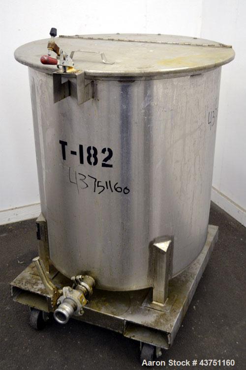 Used Water Cooling Corporation Tank, 100 Gallon, 304 Stainless Steel, Vertical. Approximately 31" diameter x 34" straight side.  Flat top with a bolt-on hinged cover, 6" sloped bottom.  2" Tri-clamp ...