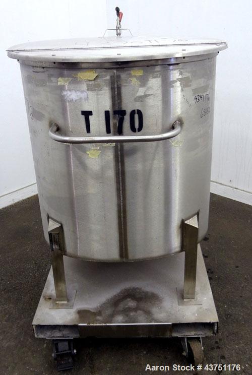 Used Water Cooling Corporation Tank, 100 Gallon, 304 Stainless Steel, Vertical. Approximately 31" diameter x 34" straight side.  Flat top with a bolt-on hinged cover, 6" sloped bottom.  2" Tri-clamp ...