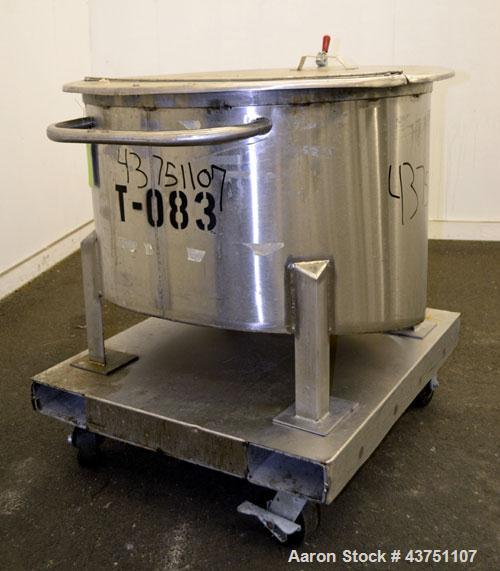 Used Water Cooling Corporation Tank, 60 Gallon, 304 Stainless Steel, Vertical. Approximately 30-1/2" diameter x 21" straight side.  Flat top with a bolt-on hinged cover, 6" sloped bottom.  2" Tri-cla...