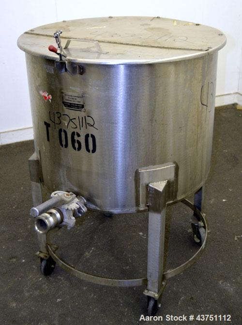 Used Water Cooling Corporation Tank, 60 Gallons, 304 Stainless Steel, Vertical. Approximately 30-1/2" diameter x 21" straight side.  Flat top with a bolt-on hinged cover, 1" sloped bottom.  2" Tri-cl...
