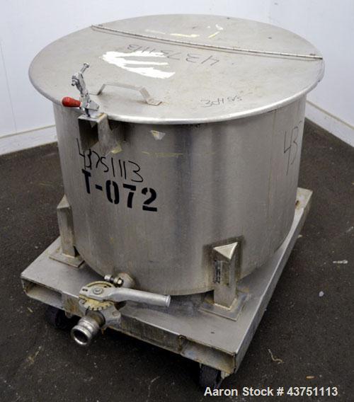 Used Water Cooling Corporation Tank, 60 Gallons, 304 Stainless Steel, Vertical. Approximately 30-1/2" diameter x 21" straight side.  Flat top with a bolt-on hinged cover, 6" sloped bottom.  2" Tri-cl...