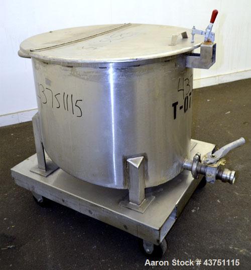 Used Water Cooling Corporation Tank, 60 Gallons, 304 Stainless Steel, Vertical. Approximately 30-1/2" diameter x 21" straight side.  Flat top with a bolt-on hinged cover, 6" sloped bottom.  2" Tri-cl...