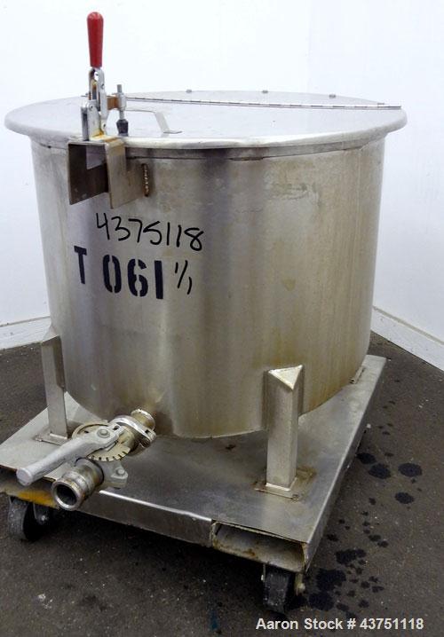 Used Water Cooling Corporation Tank, 60 Gallons, 304 Stainless Steel, Vertical. Approximately 30-1/2" diameter x 21" straight side.  Flat top with a bolt-on hinged cover, 6" sloped bottom.  2" Tri-cl...