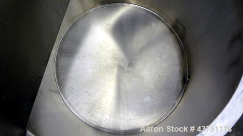 Used Water Cooling Corporation Tank, 60 Gallons, 304 Stainless Steel, Vertical. Approximately 30-1/2" diameter x 21" straight side.  Flat top with a bolt-on hinged cover, 6" sloped bottom.  2" Tri-cl...